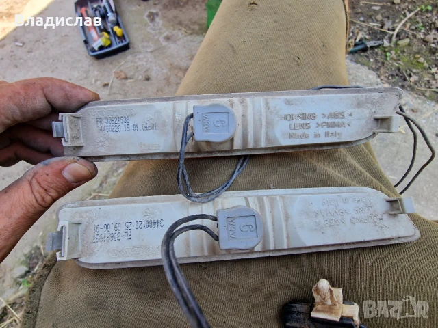 Мигачи за предна броня Volvo v40 , снимка 4 - Части - 50586601