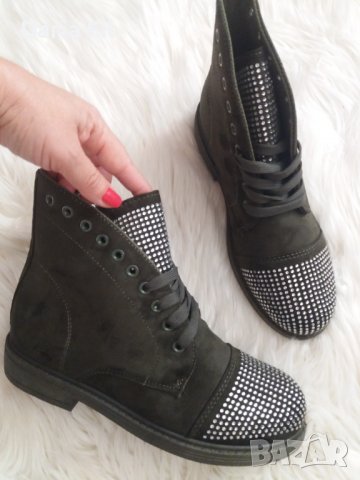 Боти тип кубинки в милитъри зелен цвят със сребристи камъчета 