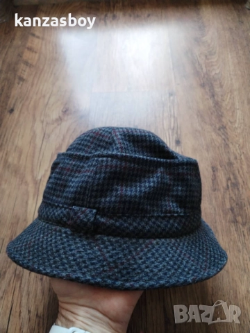 alfonso d'este - страхотна шапка КАТО НОВА, снимка 4 - Шапки - 52793888