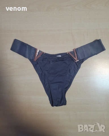 Лъскави дамски прашки тип танга с метални детайли, снимка 4 - Бельо - 53096032