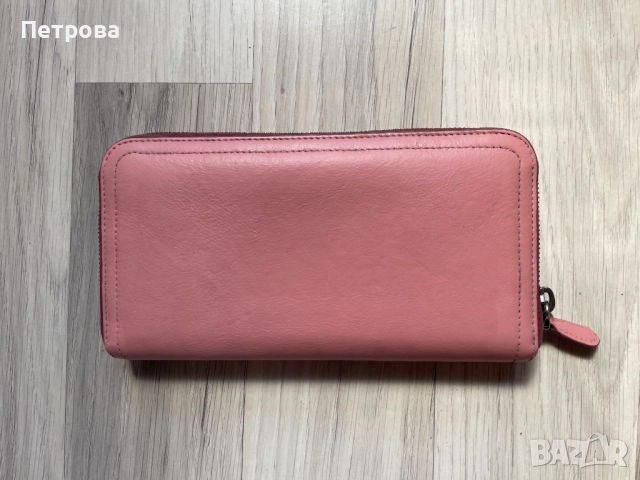 Кожен портфейл Prada Оригинал, снимка 2 - Портфейли, портмонета - 51767203