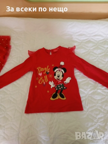 Коледен комплект от бяла блуза червена пола и подарък! , снимка 2 - Детски комплекти - 52836881