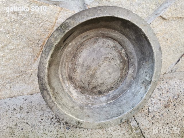 Стара бакърена чиния, снимка 2 - Антикварни и старинни предмети - 43210907