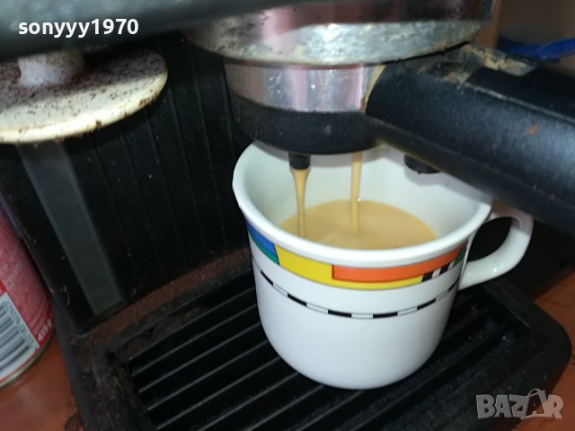 delonghi 15bar italy made-внос swiss 2405221419, снимка 2 - Кафемашини - 36861088