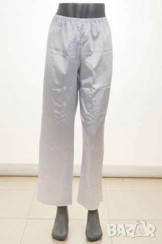 Бял комплект от халат и долнище на пижама марка Dkaren , снимка 2 - Пижами - 32875551