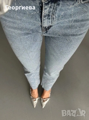 Дамски дънки с висока талия