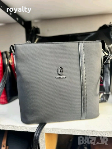 РАЗПРОДАЖБА Оригинална Дамска Чанта Различни Модели и Марки , снимка 11 - Чанти - 53031741