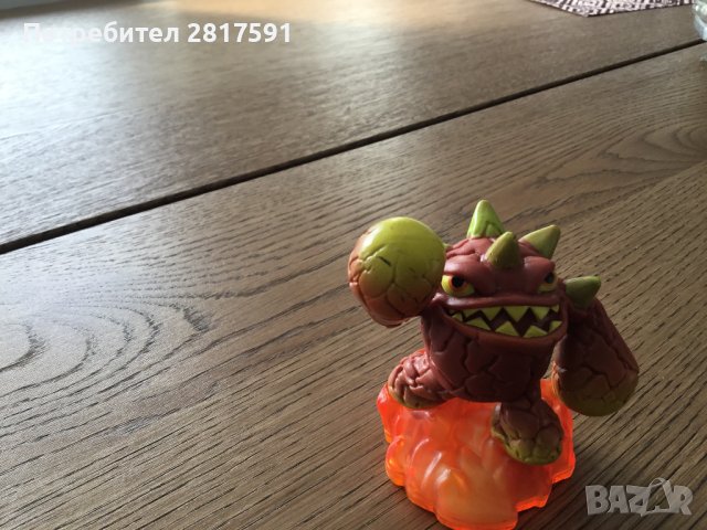 Скайландър Skylanders Original Eruptor 2011, снимка 5 - Колекции - 43226722