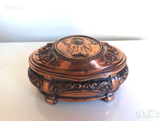 Прекрасна Стара Немска Бронзово - Медна Кутия За Бижута