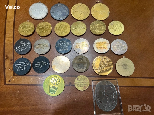 25 броя медали , снимка 5 - Антикварни и старинни предмети - 53422826
