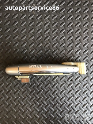 Външна дръжка за задна лява врата сребристо за KIA Opirus 3.5 (2006)