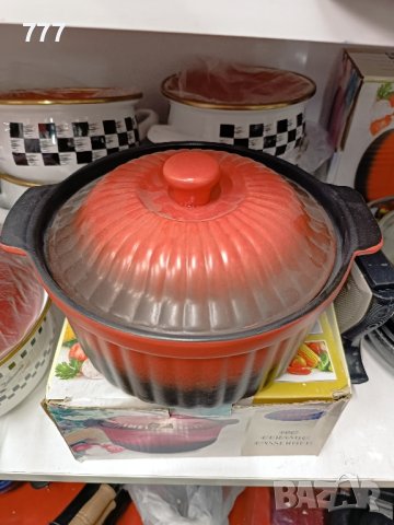 керамични тенджери 2.7 л, снимка 3 - Съдове за готвене - 44043805