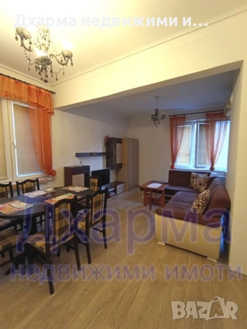 Продавам тристаен апартамент в център, снимка 3 - Апартаменти - 53394206
