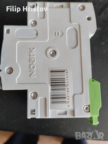 Автоматичен предпазител 3х2 Ампера, снимка 2 - Друга електроника - 48901856