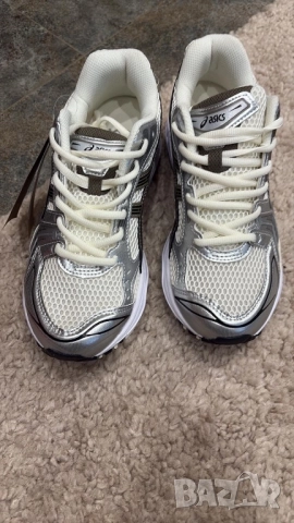 Дамски маратонки asics