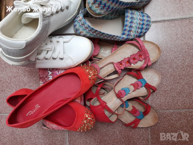 Дамски обувки и сандали, снимка 2 - Дамски ежедневни обувки - 32373845