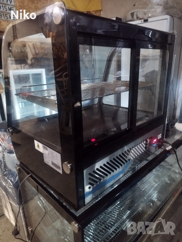 Настолна хладилна витрина Polar, снимка 3 - Хладилни витрини и фризери - 53122667