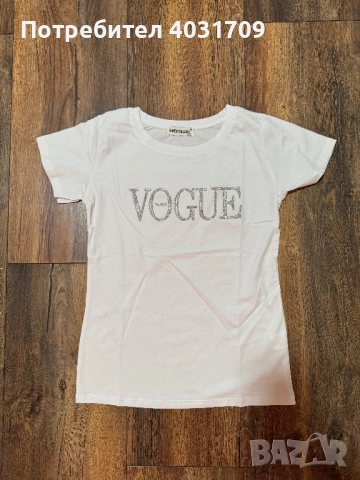 Тениски VOGUE , снимка 2 - Тениски - 52089168