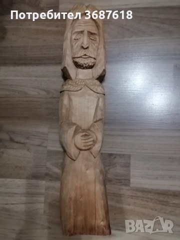 Дървена фигура