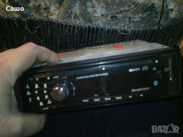 Aвто CD плейър с Bluetooth, USB и SD карта.