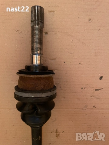 Лява полуоска за Сузуки Гранд Витара-1998-2005 г 1,6 97 к.с, снимка 2 - Части - 52643836