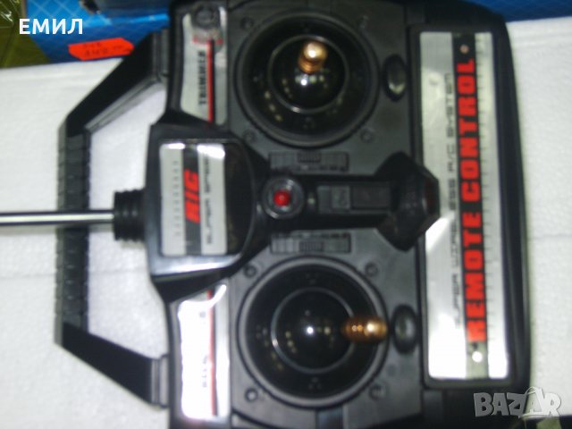 ХЕЛИКОПТЕР ГОЛЯМ с радиоконтрол, снимка 2 - Влакчета, самолети, хеликоптери - 26786060