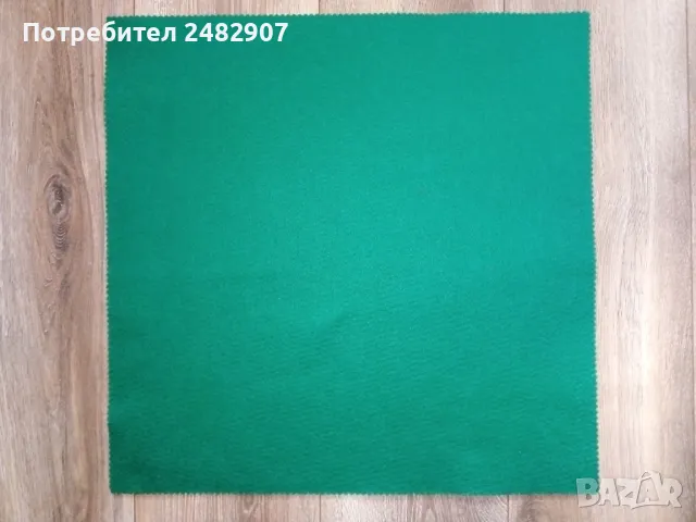 Подложка за елха от филц