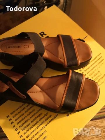 Дамски сандали 40