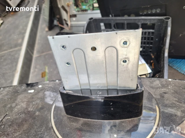 оригинална стойка телевизор LG модел 37LF66, снимка 2 - Стойки, 3D очила, аксесоари - 51419247