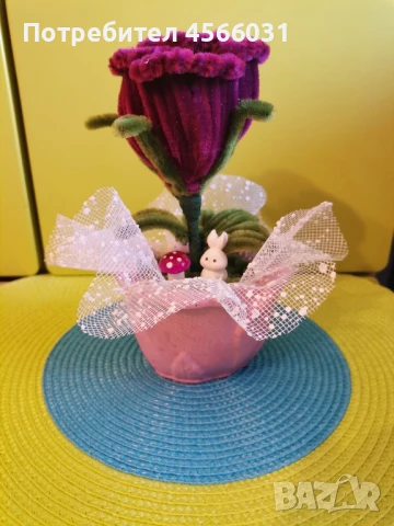 Керамична кашпа с цвете, снимка 5 - Изкуствени цветя - 51381420