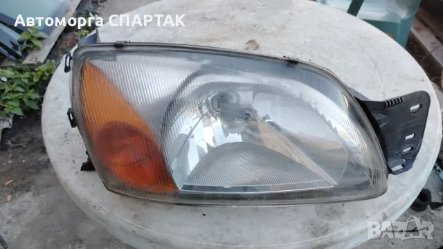 Ляв / десен фар за Ford Fiesta, снимка 2 - Части - 47686403