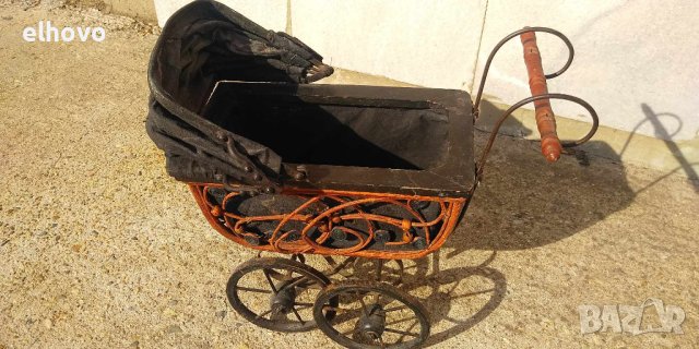 Ретро бебешка количка за кукли, снимка 1 - Антикварни и старинни предмети - 42933953