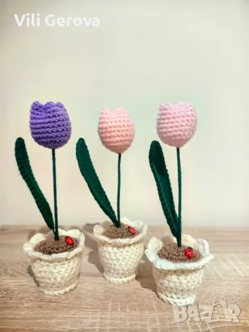 Ръчно плетени цветя, снимка 12 - Изкуствени цветя - 40959502