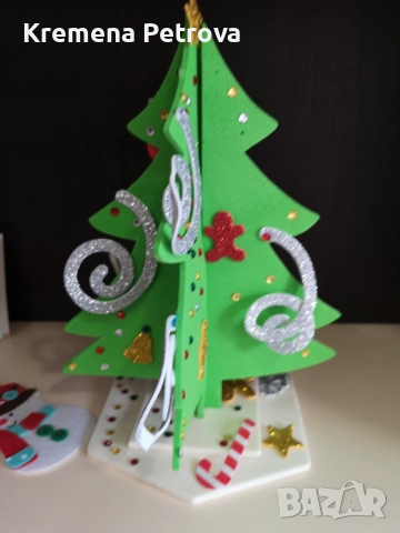 Направи си сам - коледна елха и снежен човек на поставка, картичка и три играчки за закачане на елха, снимка 5 - Декорация за дома - 52646172