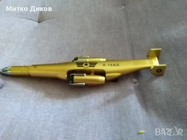 вертолетче играчка с химикал за писане нова