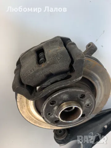 Ляв носач главина главина апарат диск Дачия Сандеро Dacia Sandero I (08-17)г. , снимка 2 - Части - 50362785