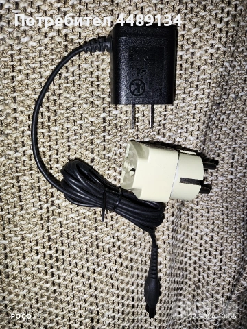 Зарядно за машинка за подстригване "Philips", снимка 2 - Друга електроника - 51710433