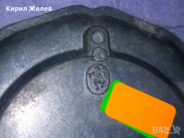 Стара НЕМСКА МЕТАЛНА ЦИНКОВА КОЛЕКЦИОНЕРСКА ЧИНИЙКА с РИЦАРСКИ ГЕРБ За СТЕНА с ЩЕМПЕЛ АНГЕЛЧЕ 41542, снимка 2 - Колекции - 43738987