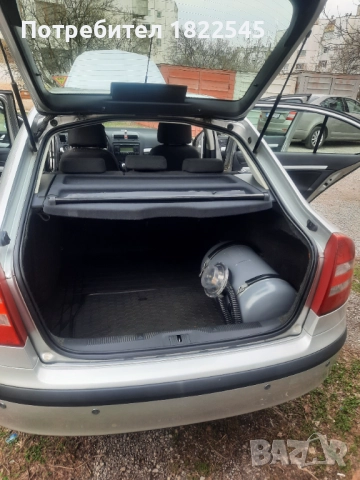 Шкода Октавия 1.6 МРI, снимка 5 - Автомобили и джипове - 52075808