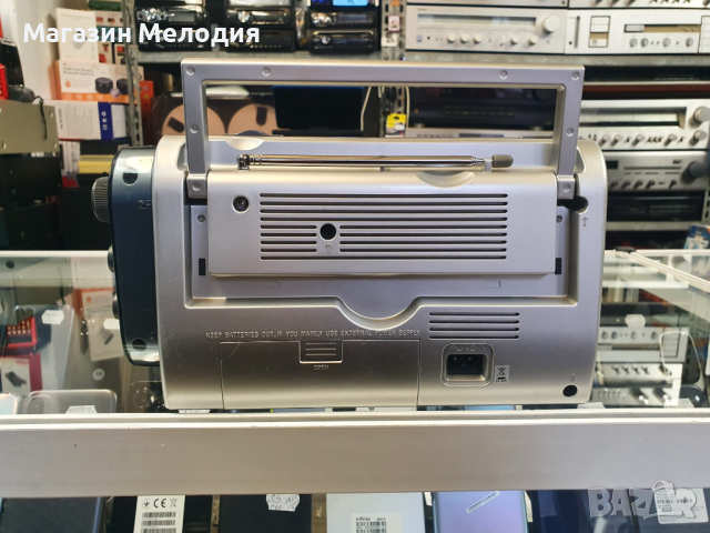 Радио Sony ICF-704S  В отлично техническо и визуално състояние., снимка 9 - Радиокасетофони, транзистори - 44854299