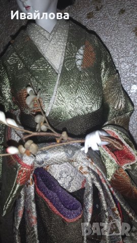 Японска  колекционерска кукла Гейша, снимка 4 - Други - 26671366