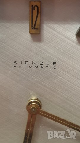 Стар настолен часовник Kienzle автоматик, снимка 3 - Антикварни и старинни предмети - 43451512