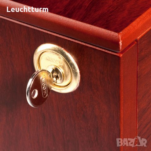  Дървена кутия за съхранение на монети с ключ - Leuchtturm, снимка 3 - Нумизматика и бонистика - 28364663