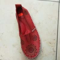 Дамски спортни обувки, снимка 2 - Дамски ежедневни обувки - 28566239