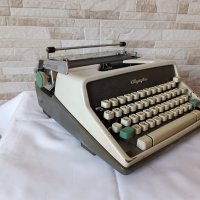 Стара пишеща машина Olympia De Luxe SM7 - Made in Germany - 1960 г., снимка 6 - Антикварни и старинни предмети - 38385662