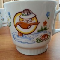 Детска чаена чаша  руски порцелан , снимка 1 - Антикварни и старинни предмети - 33559446