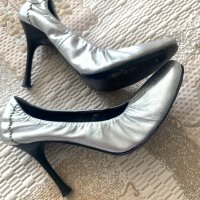 Уникални скъпи сребристи обувки CAFENOIR Италия, снимка 2 - Дамски обувки на ток - 33198245