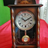Стар  Механичен Настолен Часовник , снимка 1 - Антикварни и старинни предмети - 33455635