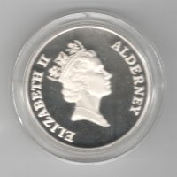 Alderney-5 Pounds-1995-KM# 14a-Queen Mother receiving flower-Silver Proof, снимка 4 - Нумизматика и бонистика - 37297606