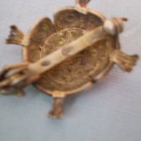  Антикварна брошка костенурка сребърна проба 800 И филигран , снимка 11 - Антикварни и старинни предмети - 36876012